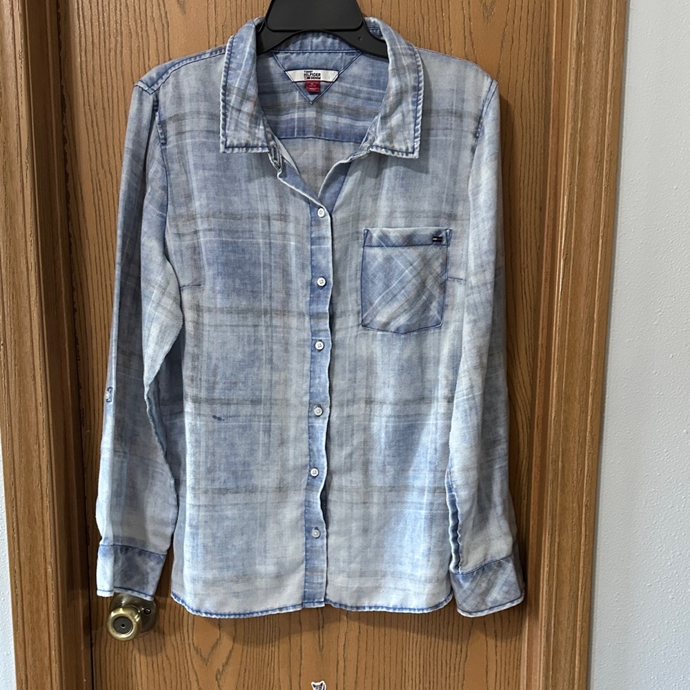 Tommy Hilfiger Blue Plaid Casual Button Down Shirt